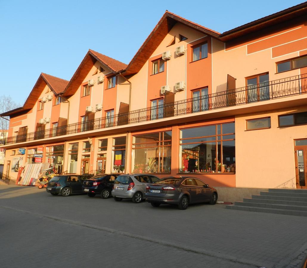 Hotel Condor Oravita Dış mekan fotoğraf