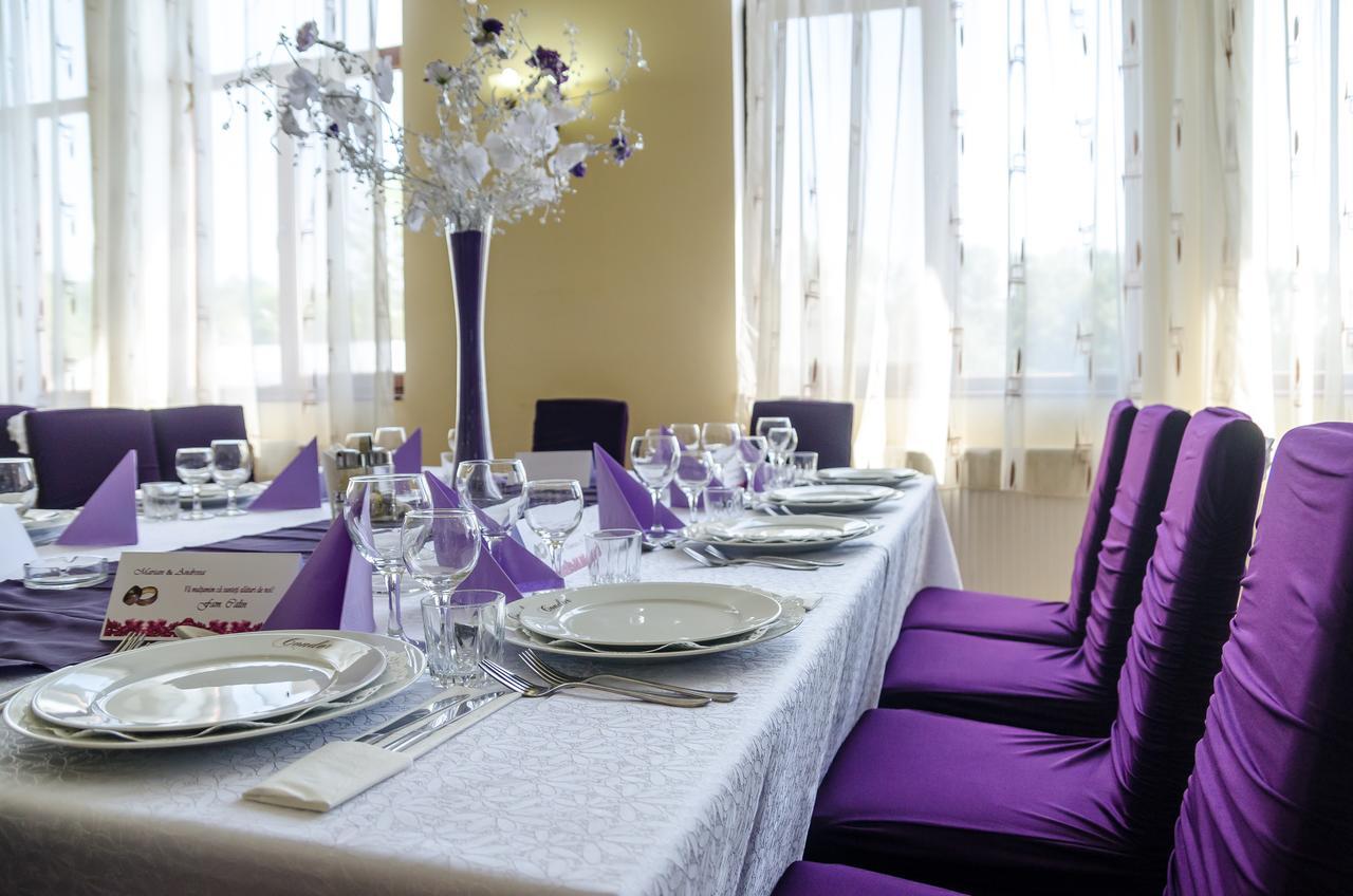 Hotel Condor Oravita Dış mekan fotoğraf