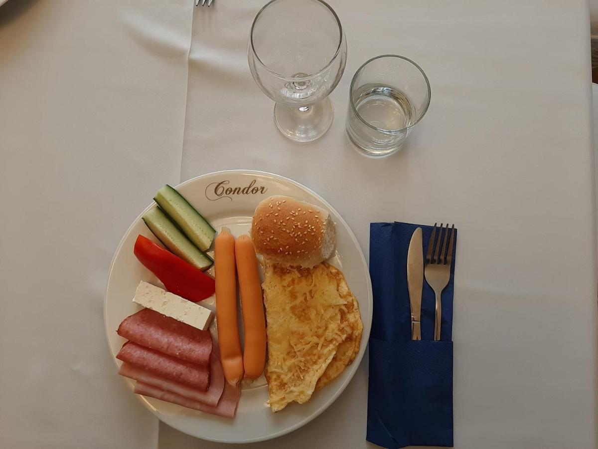 Hotel Condor Oravita Dış mekan fotoğraf