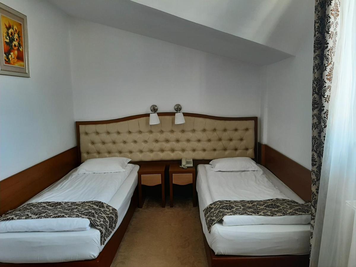 Hotel Condor Oravita Dış mekan fotoğraf