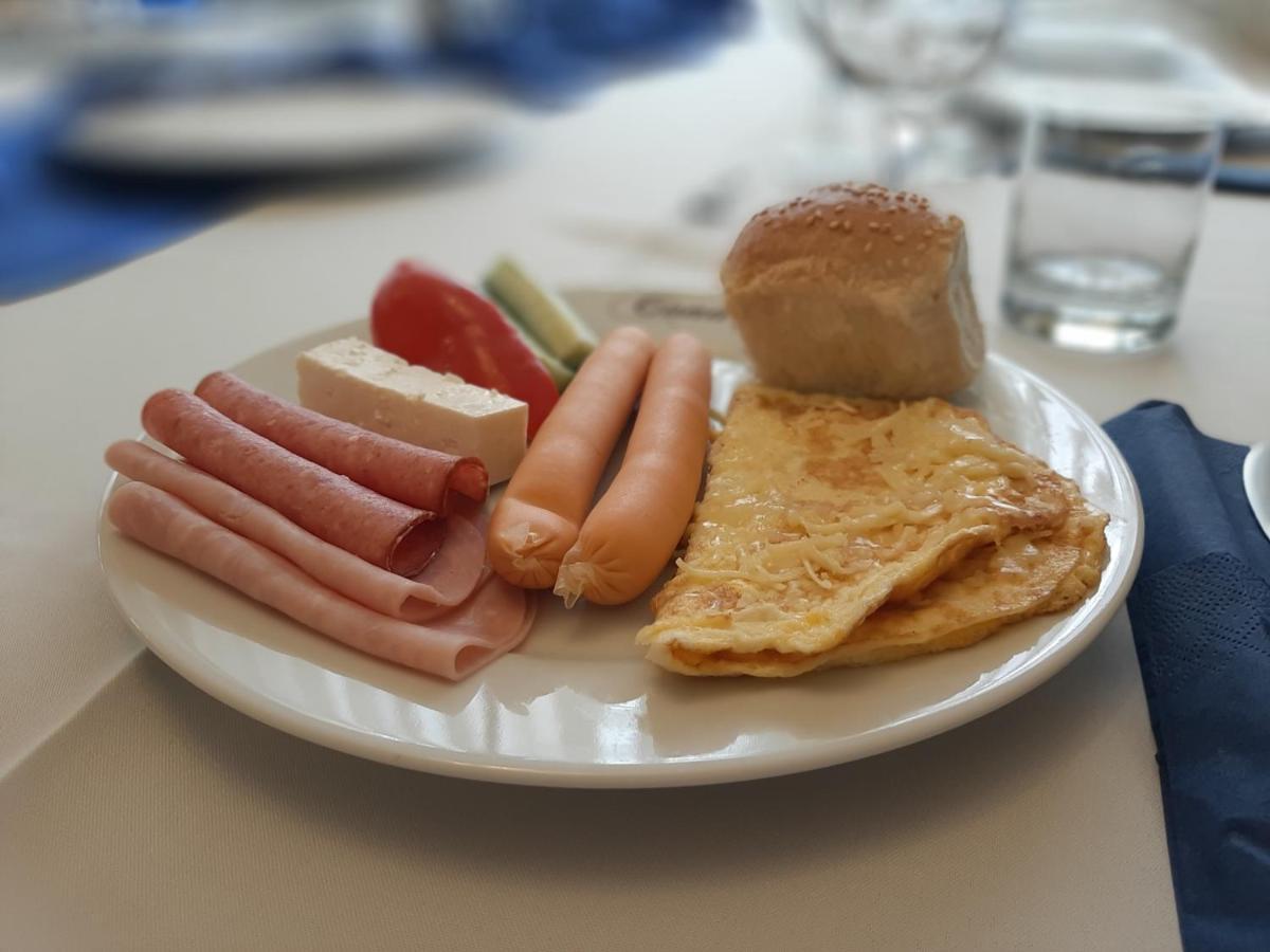 Hotel Condor Oravita Dış mekan fotoğraf